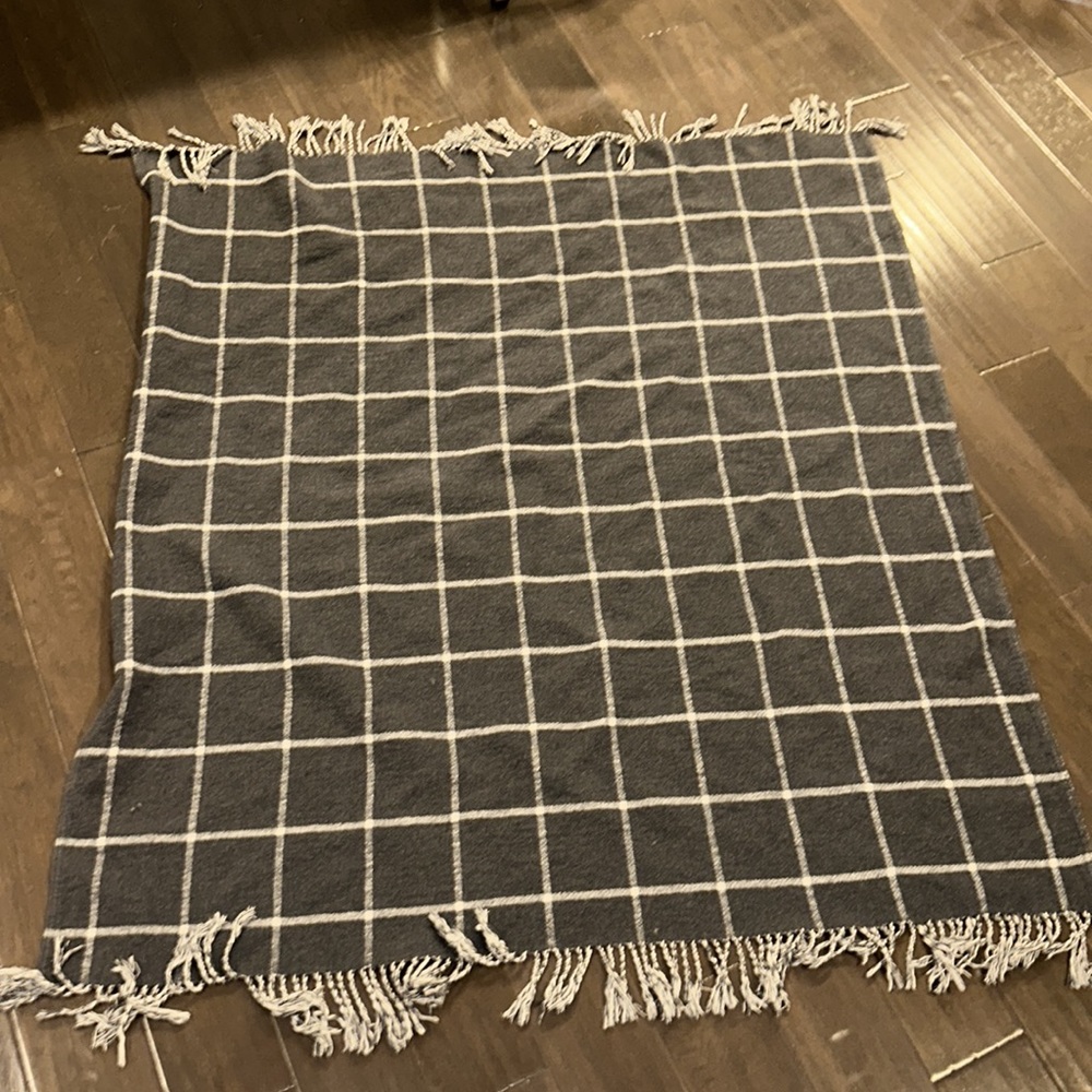 Target Reversible Grey & White Pattern Fringe Throw Blanket 50" x 67"